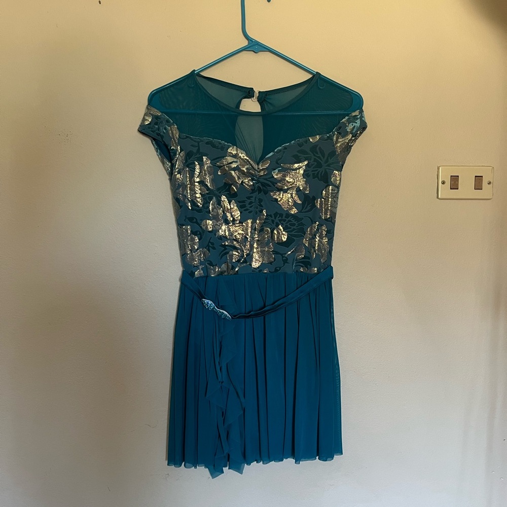 Weissman Dance costume size MA
